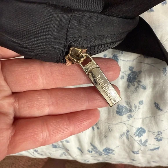 Never used black Lululemon belt bag with GOLD hardware - Picture 4 of 4